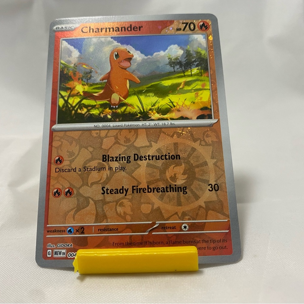Charmander - 004/165 - (Cosmos Holo) NM, English Pokemon Scarlet & Violet Promos